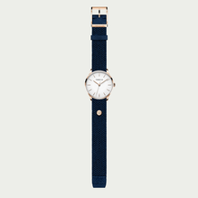 Montre Elsa et bracelet élastique bleu foncé lavable et interchangeable et personnalisable avec des charms
