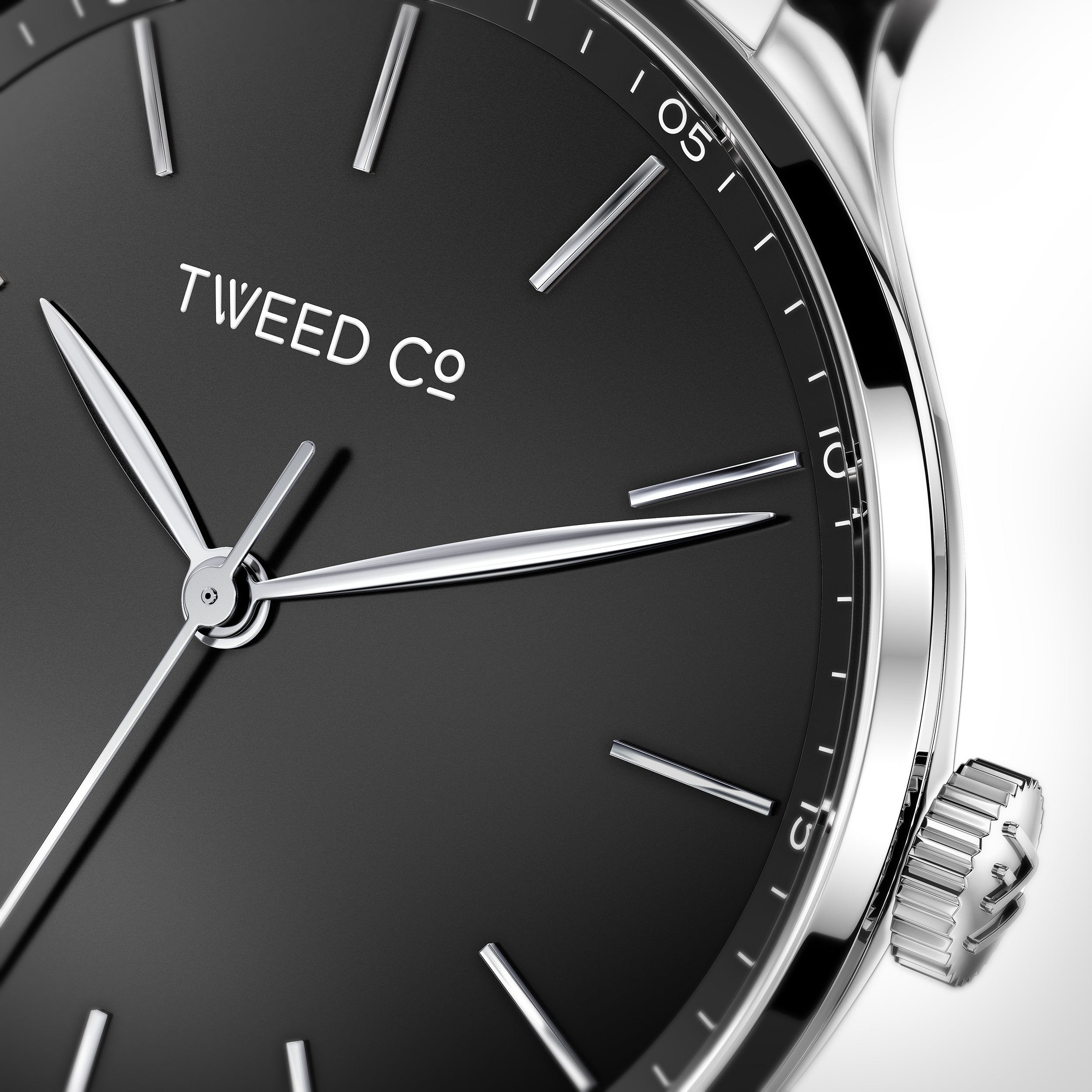 Cadran noir profond avec index argentés – Détail raffiné de la montre Marty 40 mm